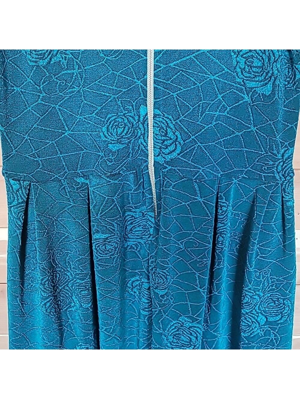 LuLaRoe Amelia Dress, Size L, Teal, Turquoise, Green, Geometric Roses - Picture 6 of 8